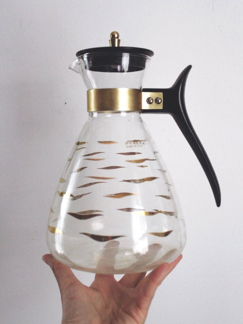 Vintage Pyrex Glass Coffee Carafe Mid Century Modern MCM Gold Wave Atomic Dash